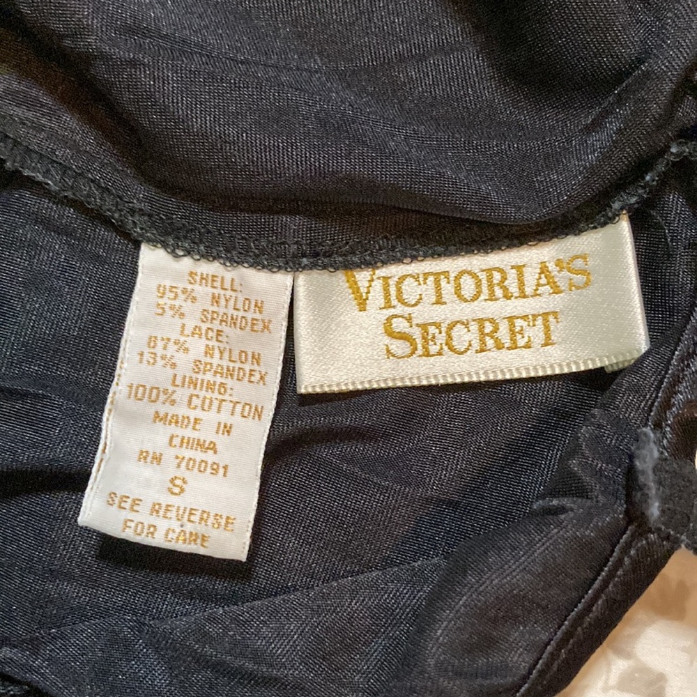 Vintage Victoria’s Secret Gold Label Black Bodysuit - Picture 8 of 9